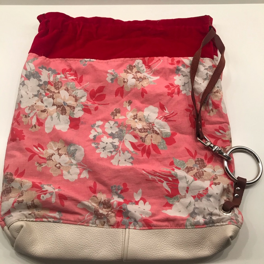 Cinch purse